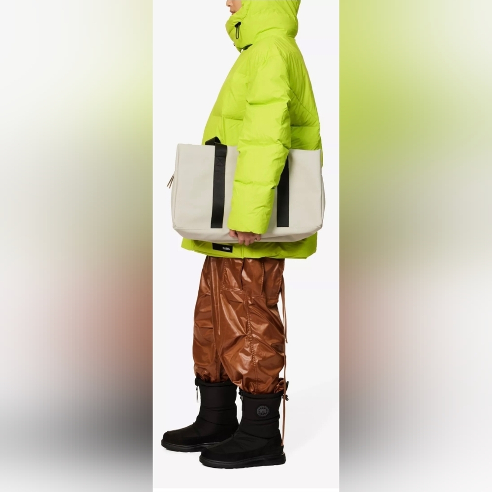 Rains Hooded Padded-Design Jacket, Medium - Picture 2 of 11